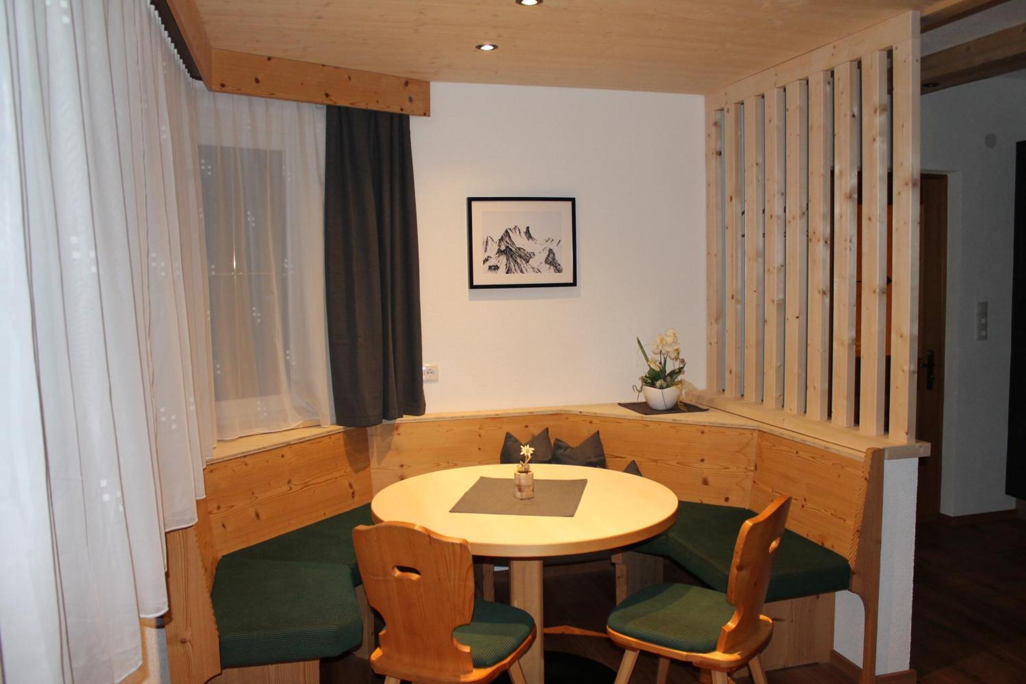Haus Hermine อุมเฮาเซิน ภายนอก รูปภาพ